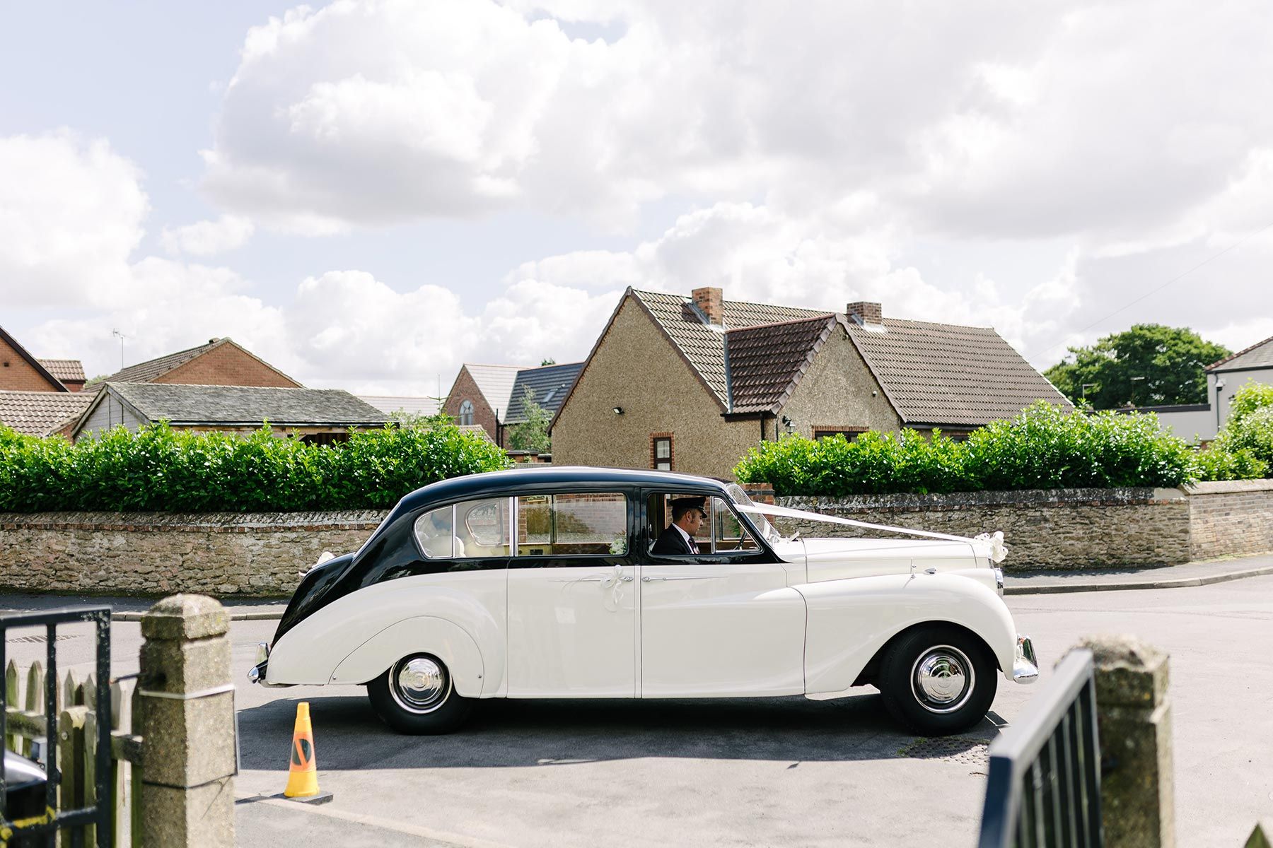 Princess Vintage Car for the Wedding of Emily and Alex